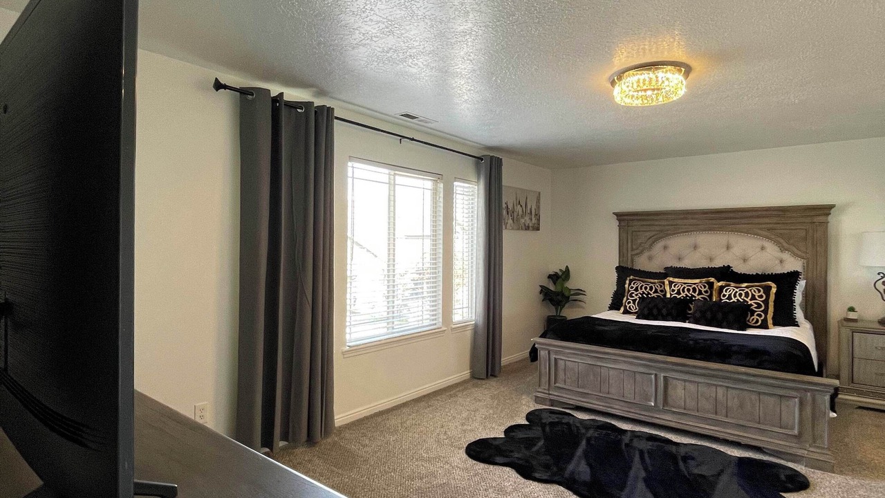 Photo of Bedroom in Lehi