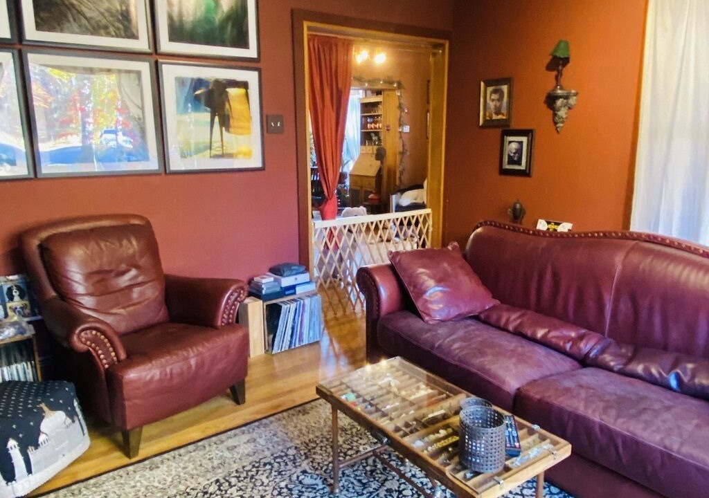 Photo of Livingroom in The Avenues