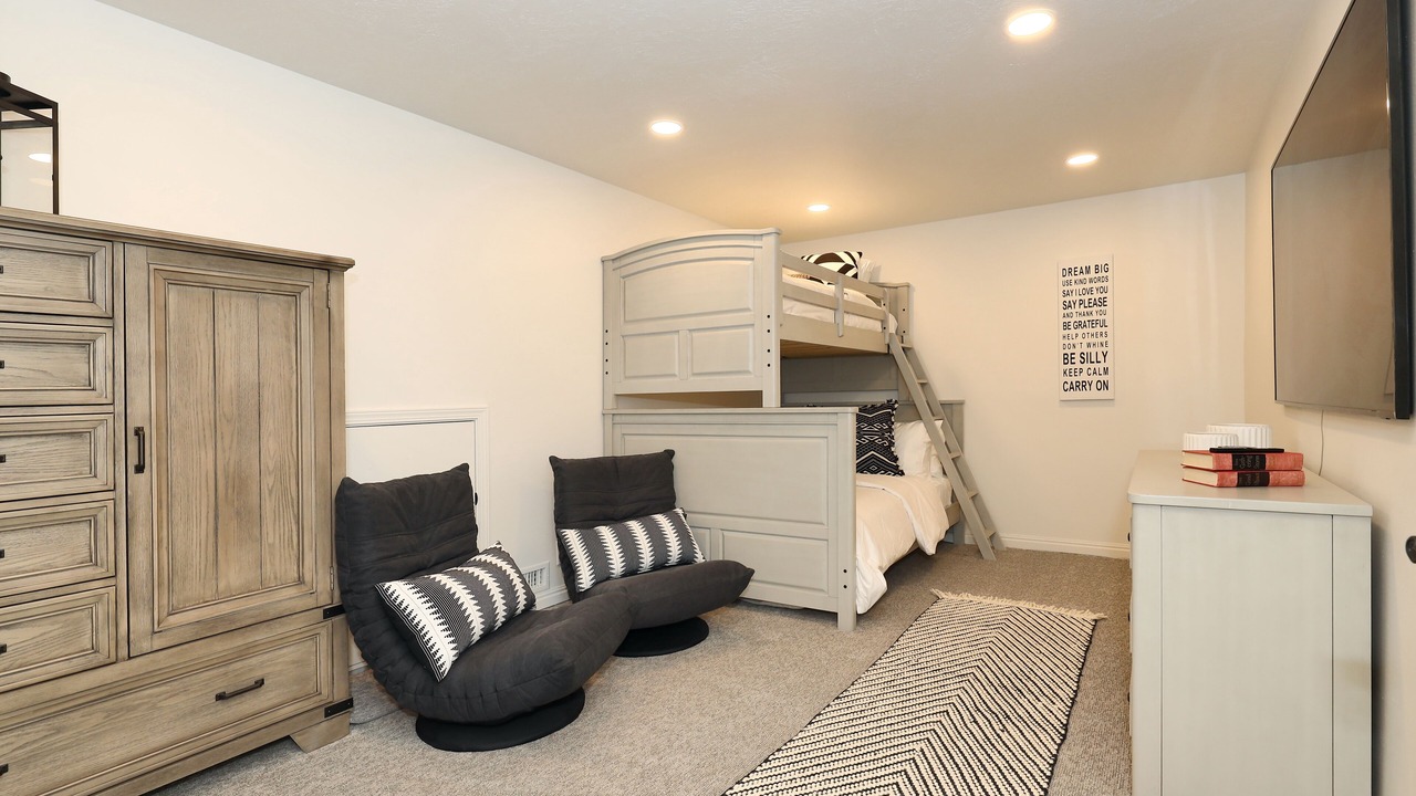 Photo of Bedroom in Cottonwood Heights