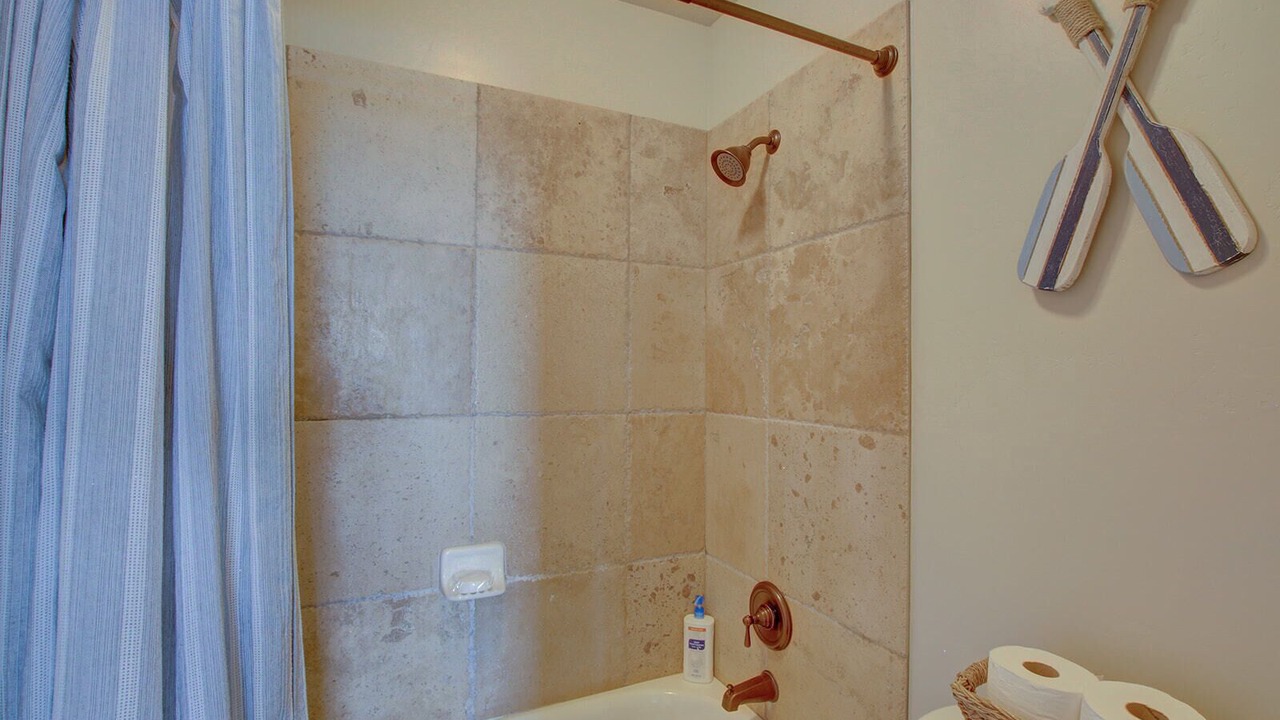 Photo of Bathroom in Harbor Village