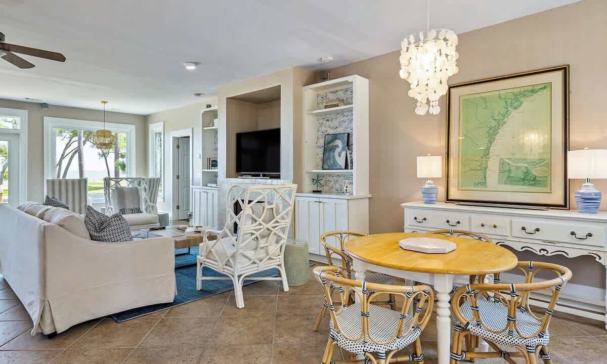 Photo of Livingroom in Melrose on the Beach