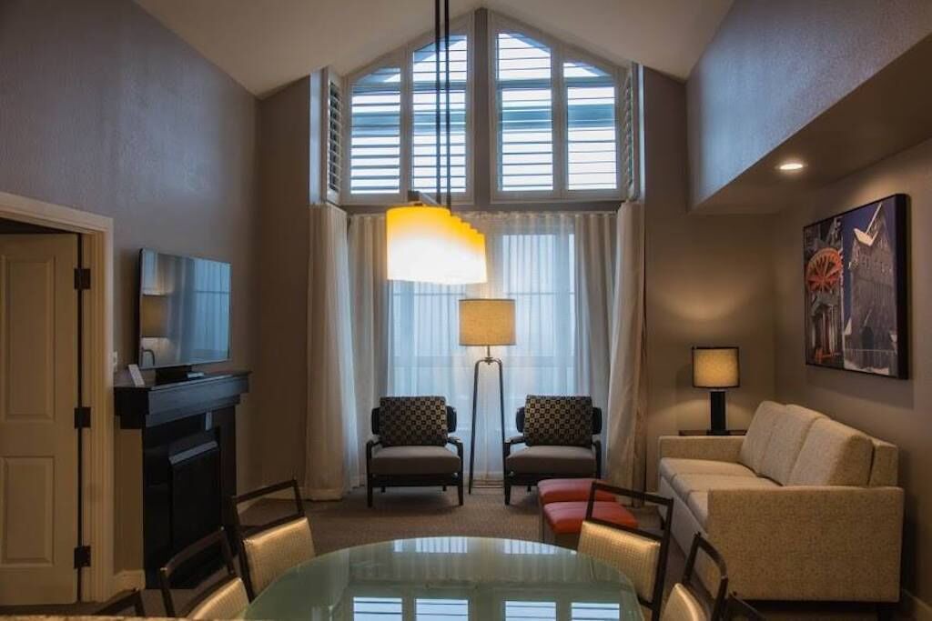 Photo of Livingroom in North Park City
