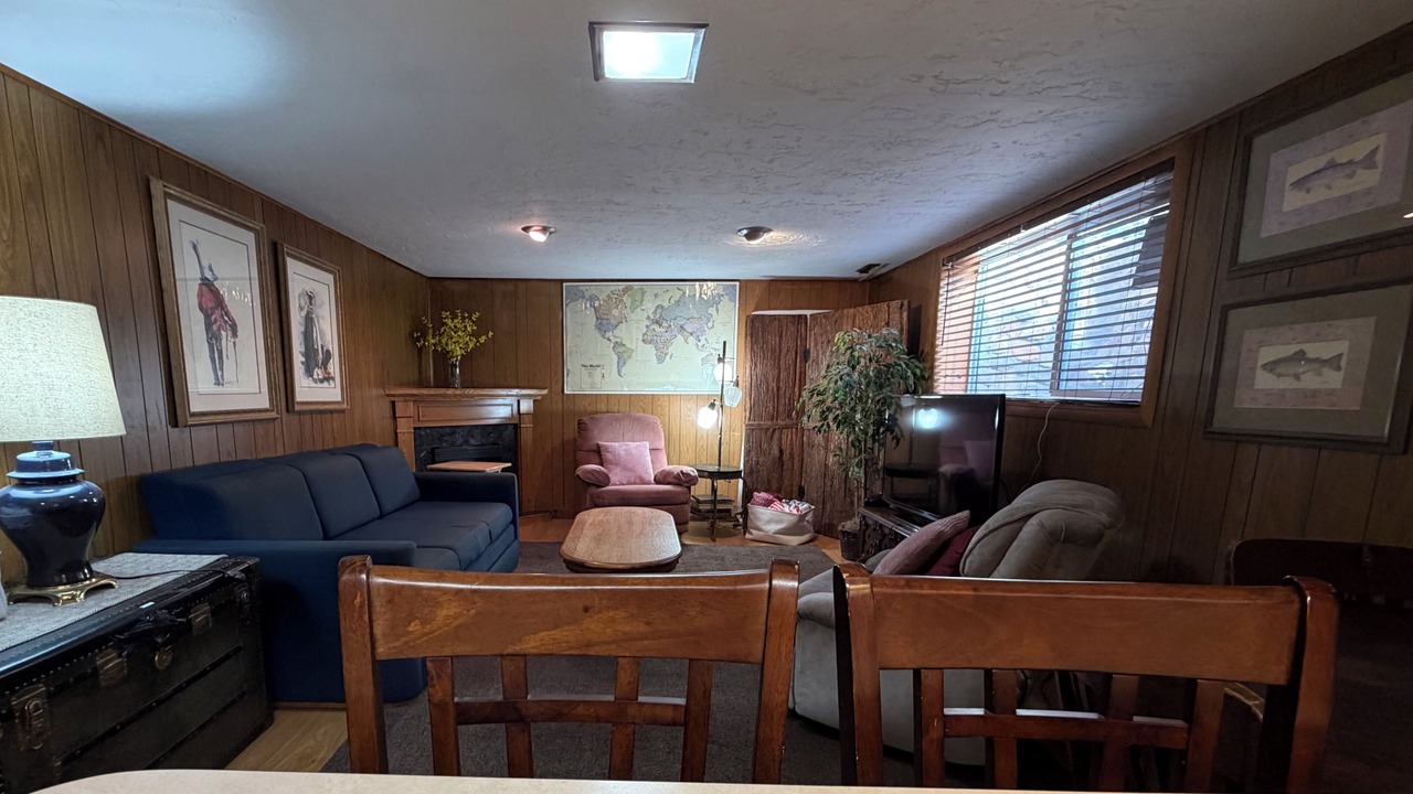 Photo of Livingroom in West Valley City