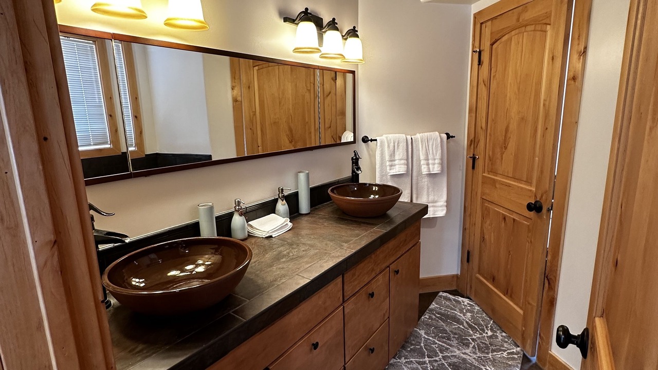 Photo of Bathroom in Silver Summit