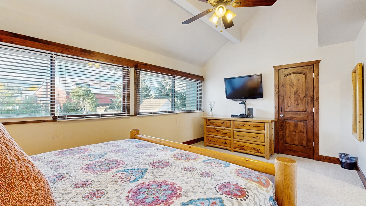Photo of Bedroom in Park Meadows