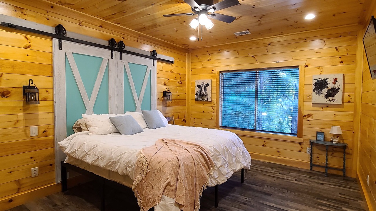 Photo of Bedroom in Eatonton