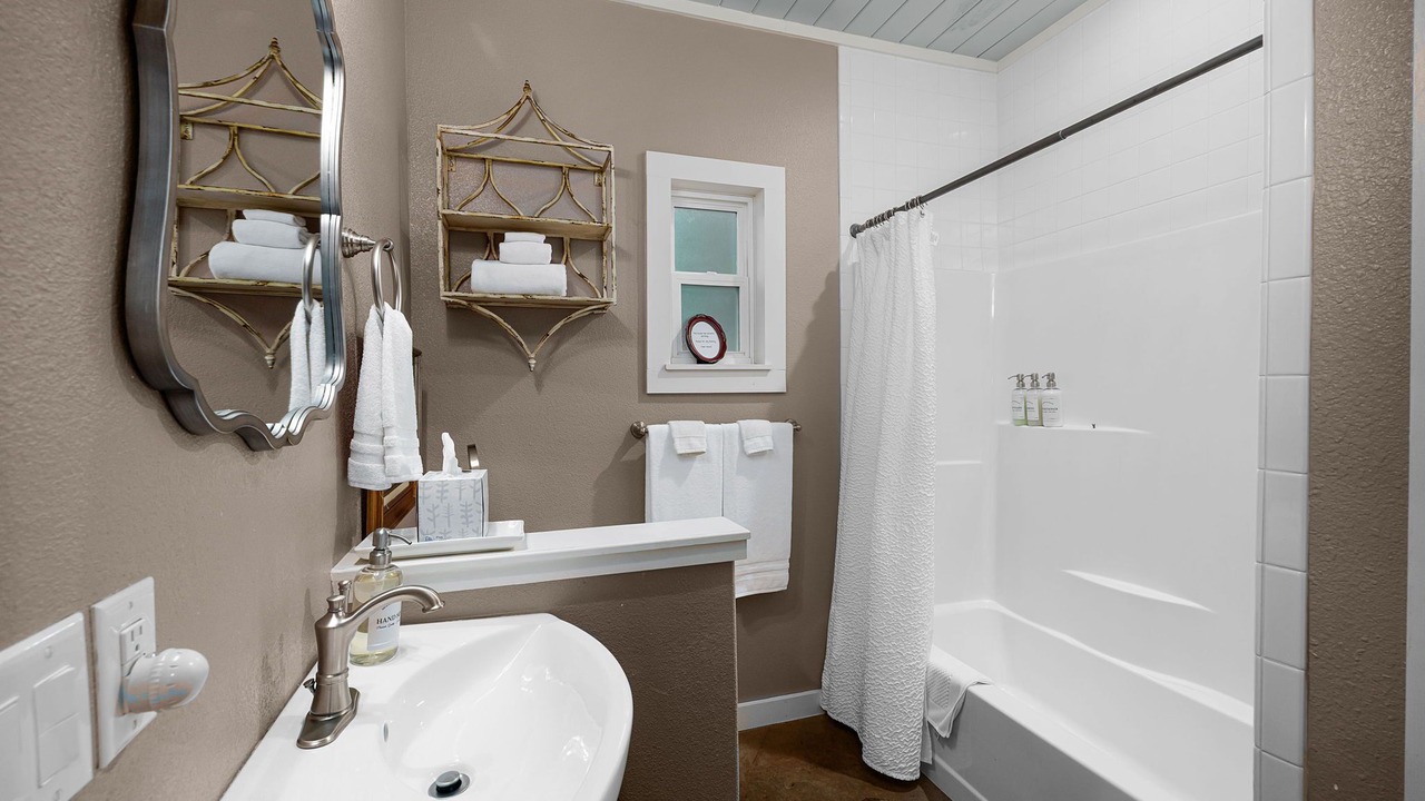 Photo of Bathroom in Gruene