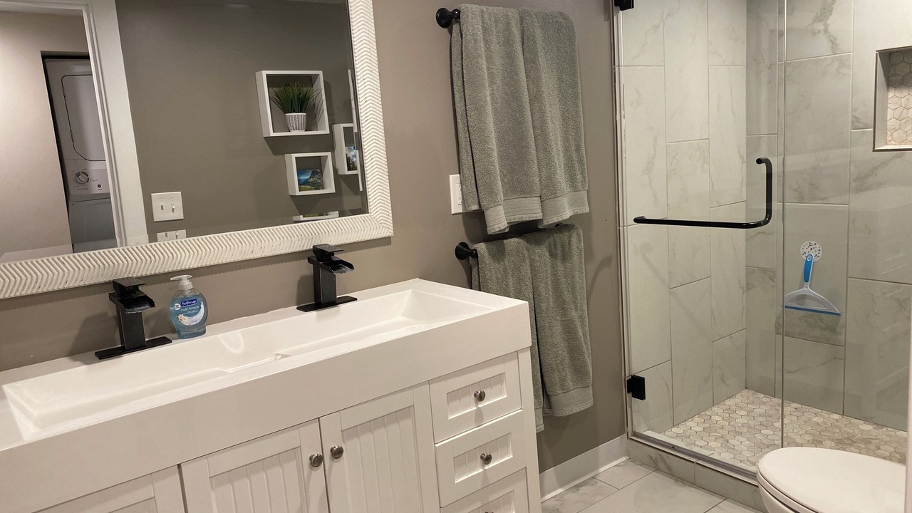 Photo of Bathroom in Cottonwood Heights