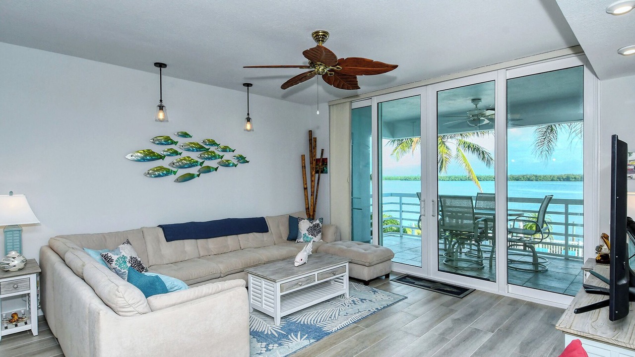 Photo of Livingroom in Whitney Beach
