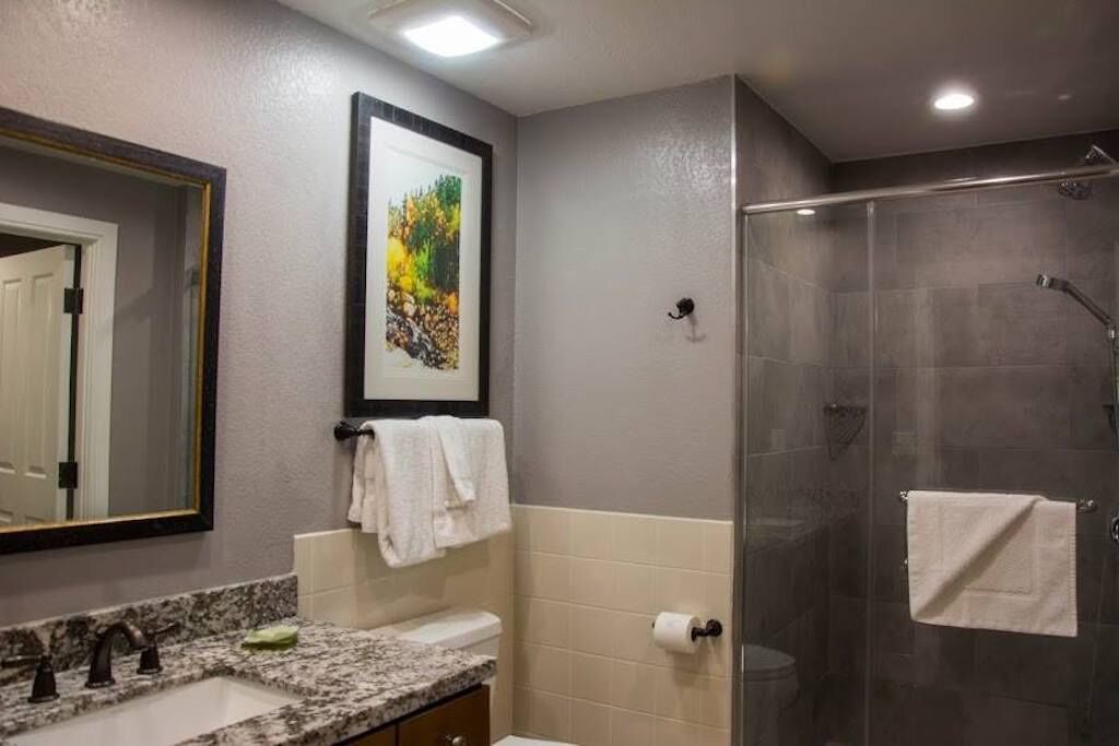 Photo of Bathroom in North Park City