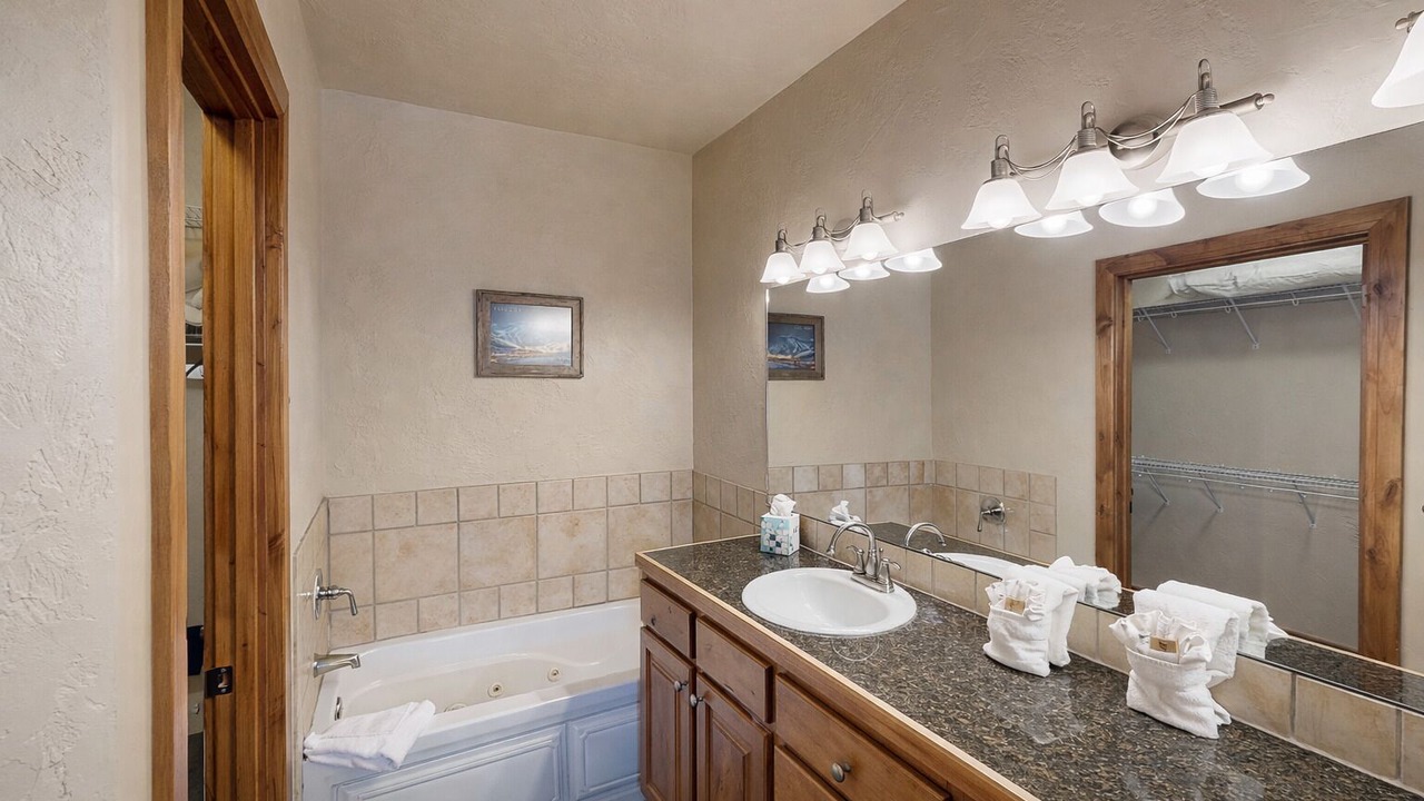 Photo of Bathroom in Kimball Junction