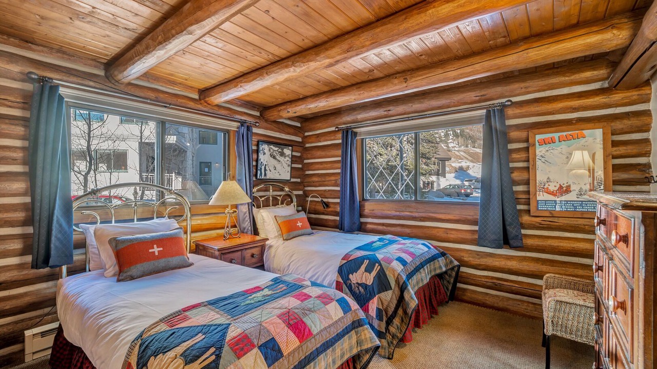 Photo of Bedroom in Salt Lake Mountain Resorts