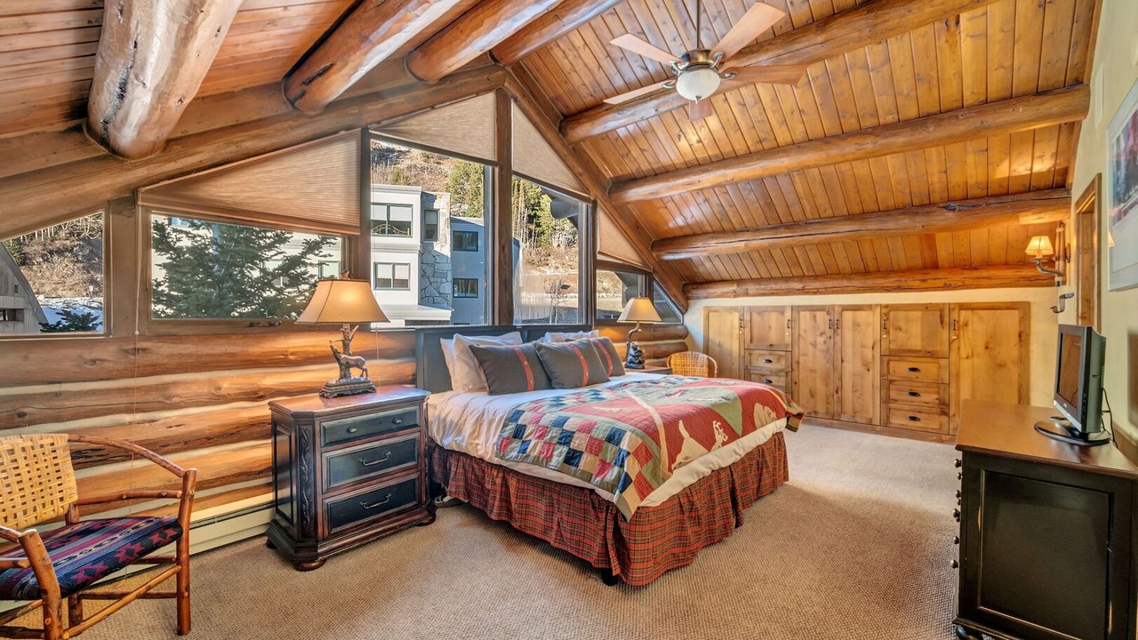 Photo of Bedroom in Salt Lake Mountain Resorts