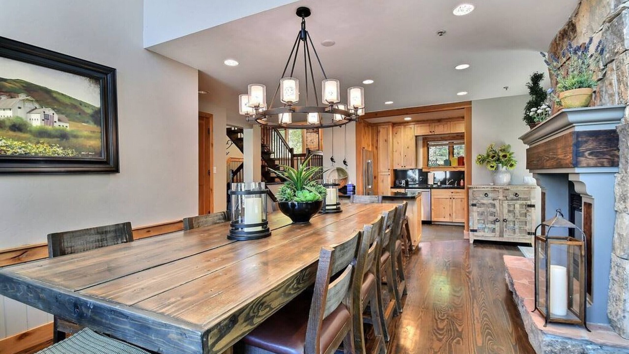 Photo of Livingroom in Deer Valley