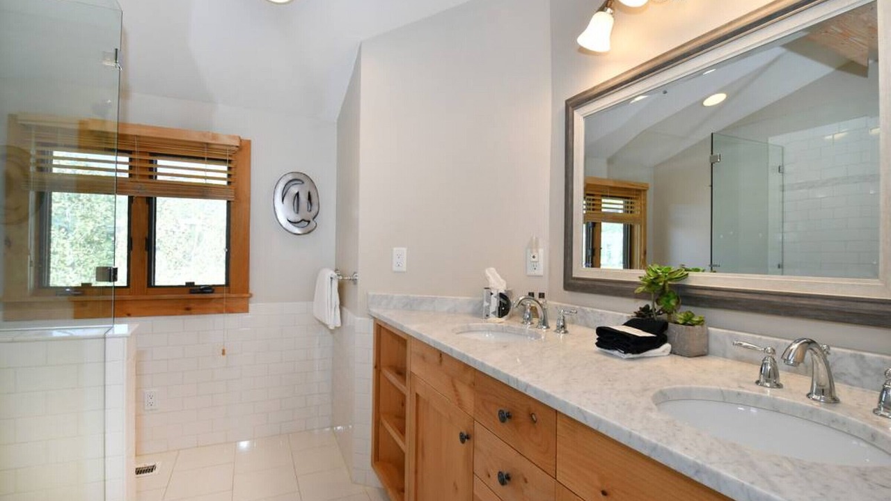 Photo of Bedroom in Deer Valley