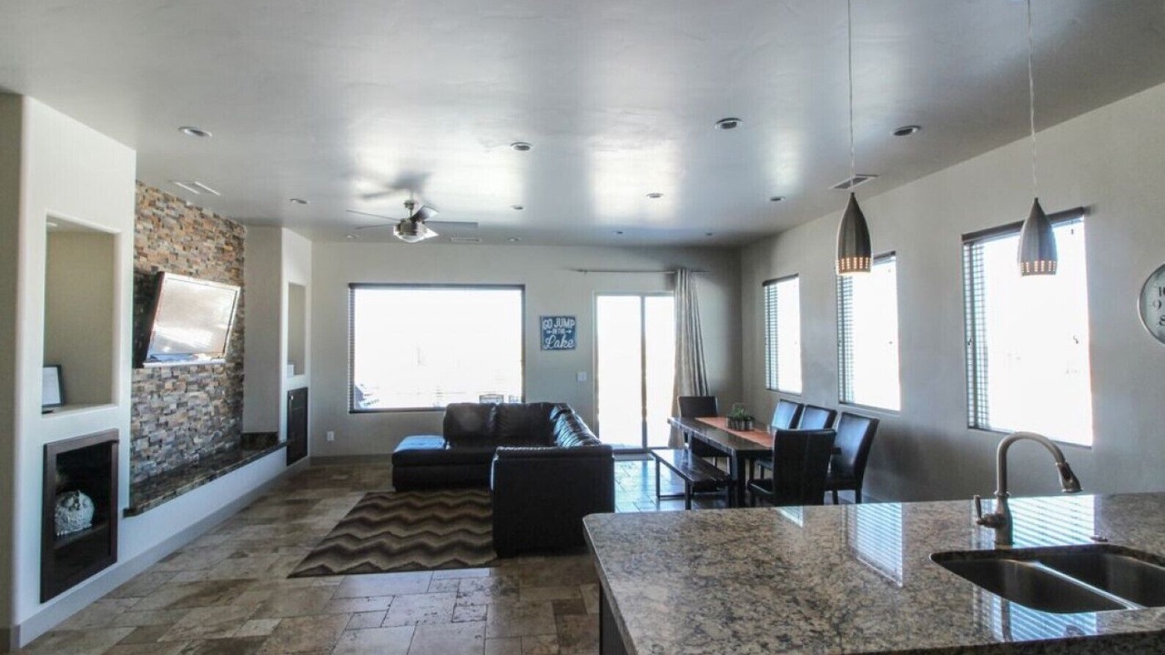 Photo of Livingroom in Page