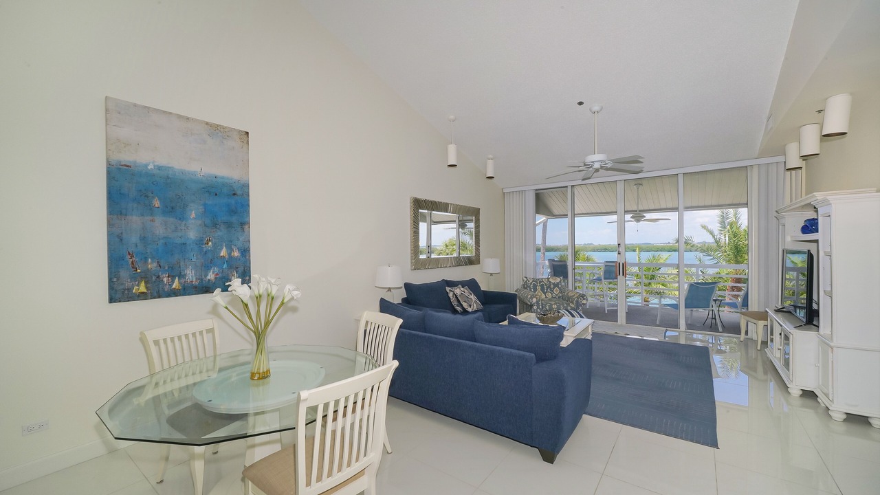 Photo of Livingroom in Whitney Beach