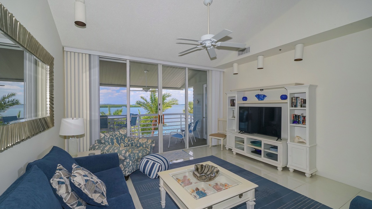 Photo of Livingroom in Whitney Beach