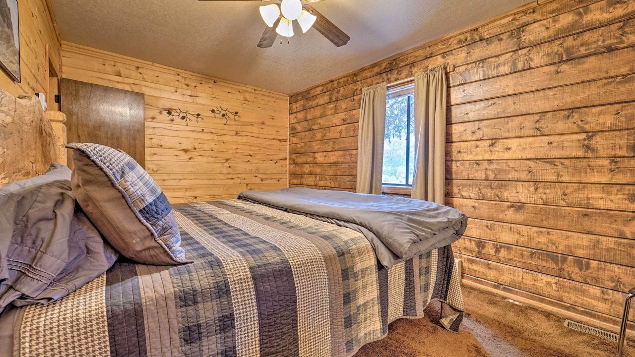 Photo of Bedroom in Mancos