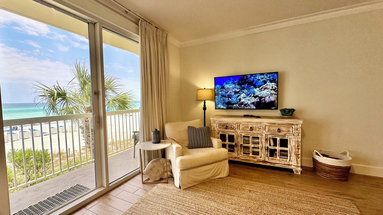 Photo of Livingroom in West Panama City Beach