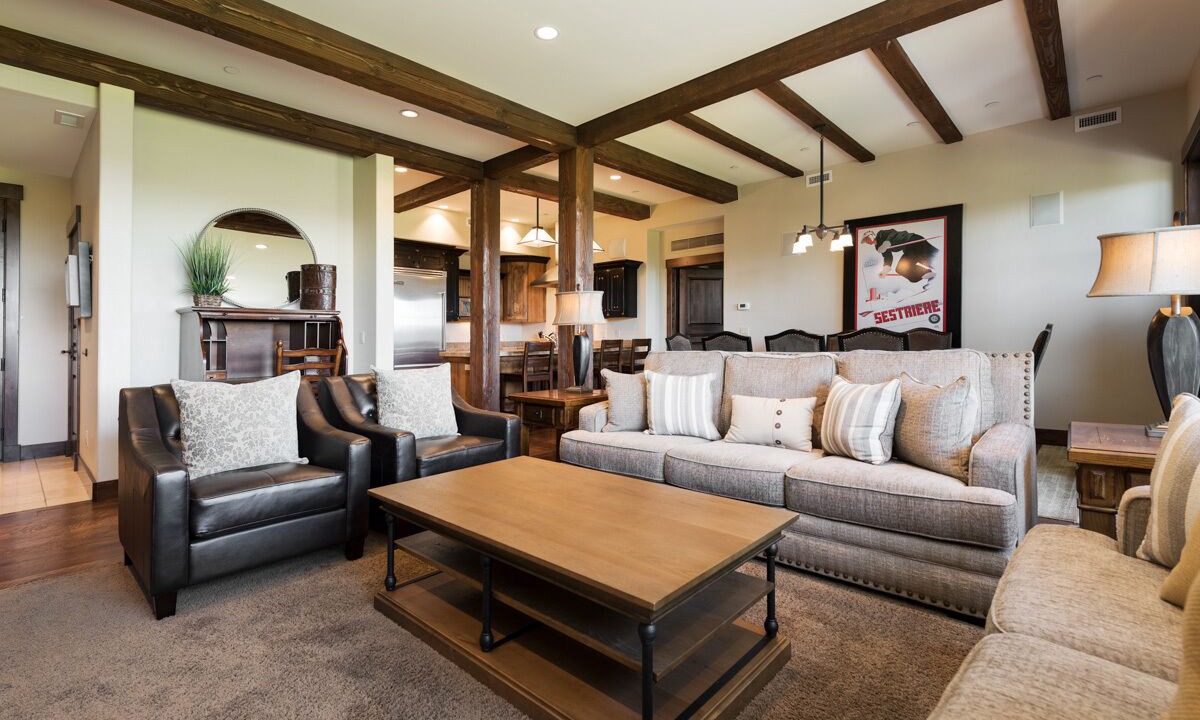 Photo of Livingroom in North Park City