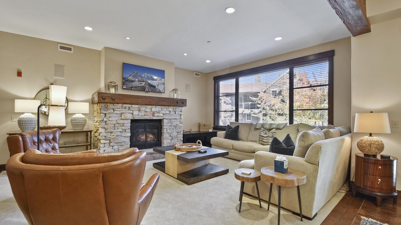 Photo of Livingroom in North Park City