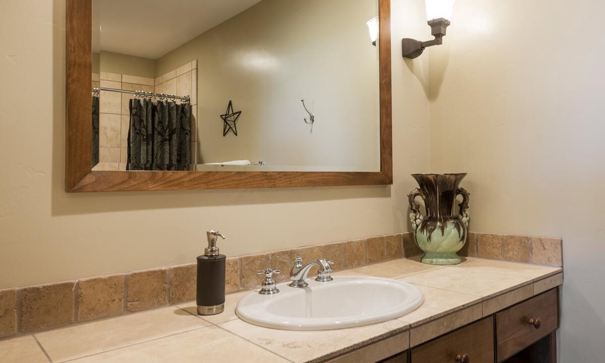 Photo of Bathroom in North Park City