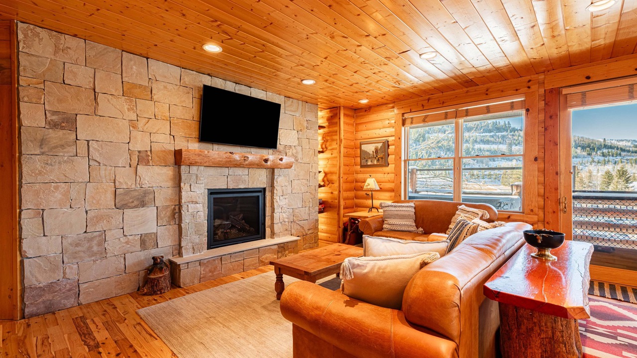 Photo of Livingroom in Deer Valley