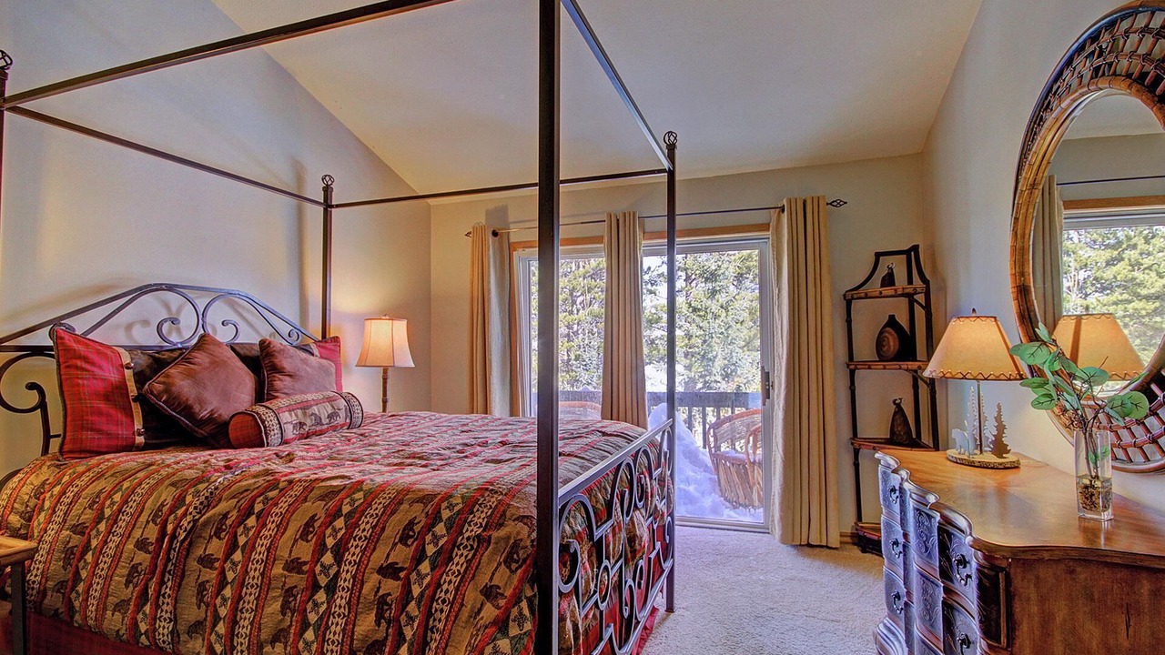 Photo of Patio Balcony in Warrior's Mark West