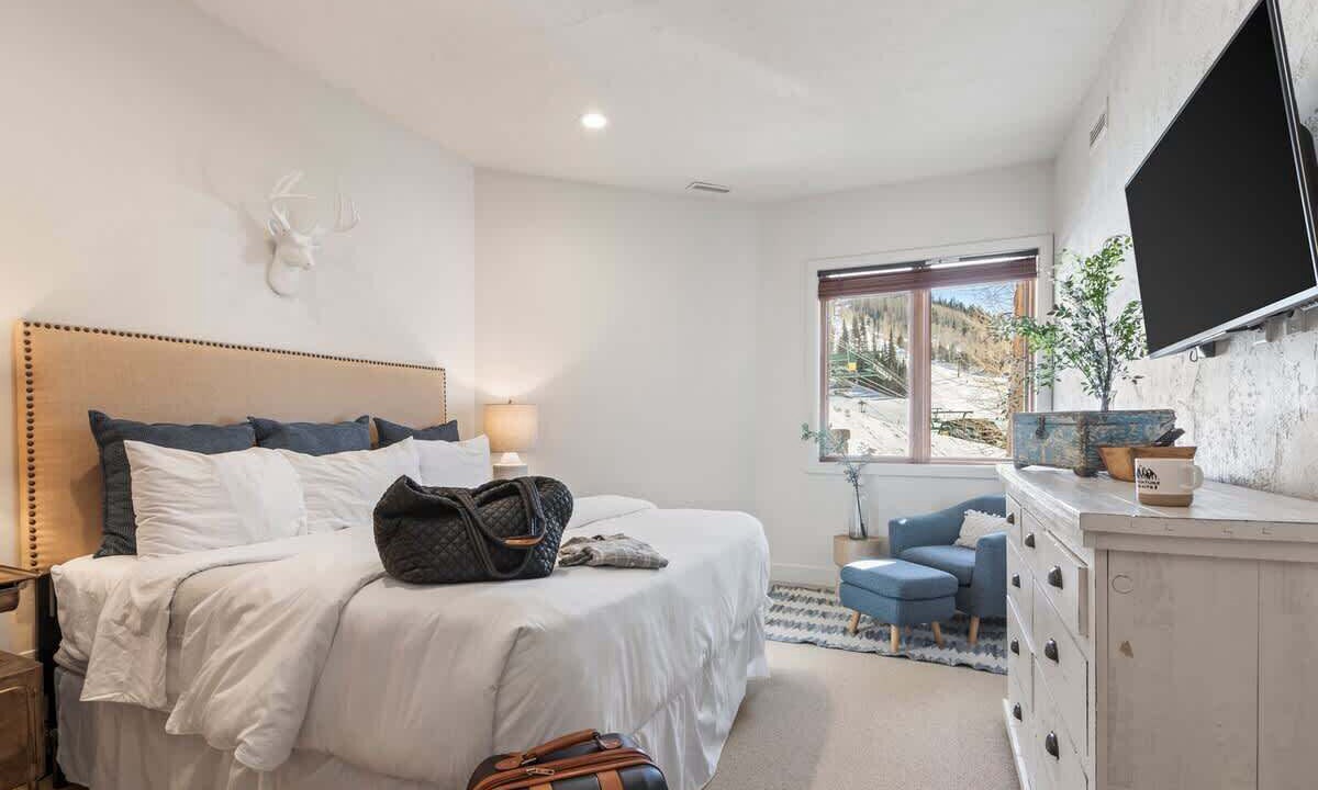Photo of Bedroom in Deer Valley