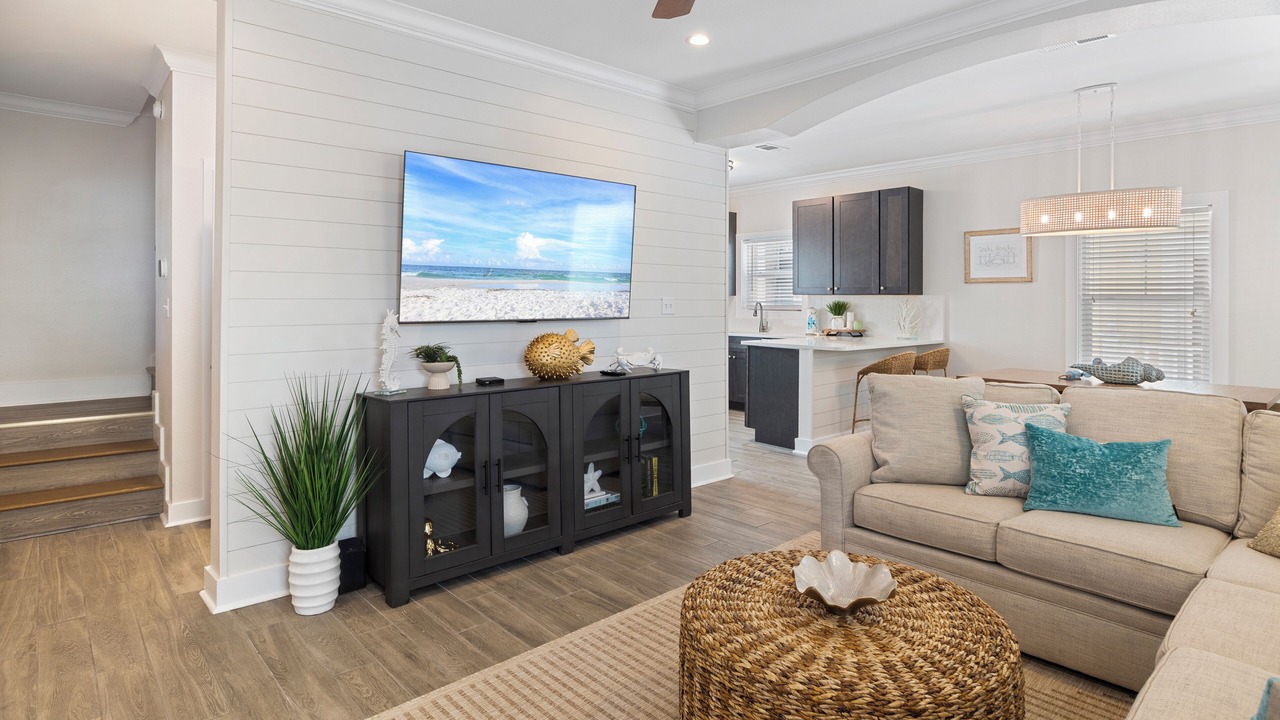 Photo of Livingroom in Ono Island
