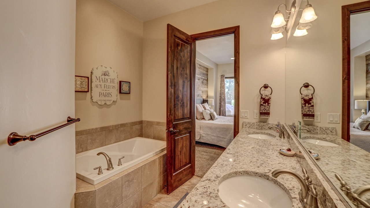 Photo of Bathroom in Washington