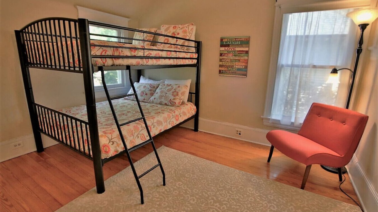 Photo of Bedroom in Old North End