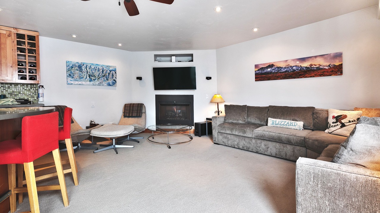 Photo of Livingroom in Downtown Park City