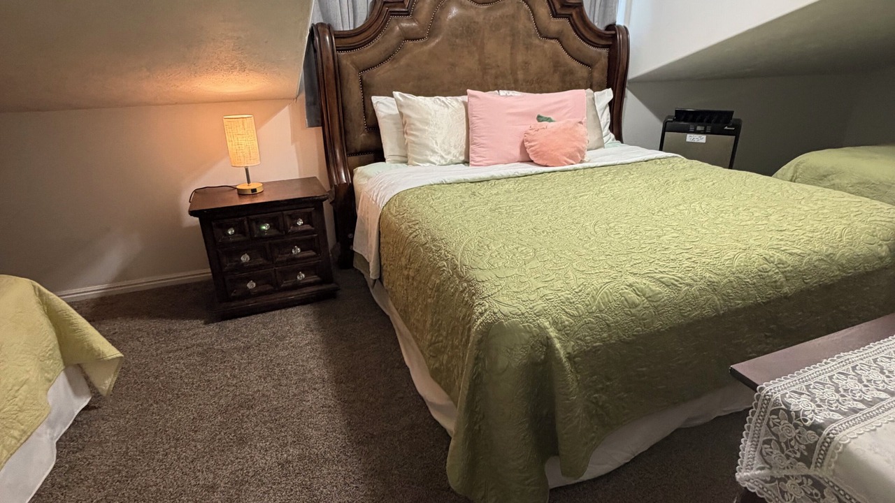 Photo of Bedroom in Holladay