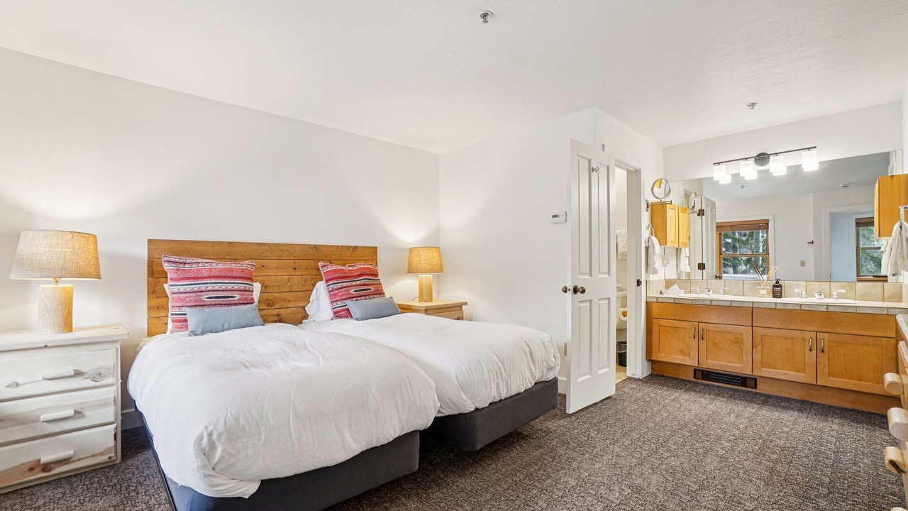 Photo of Bedroom in Deer Valley