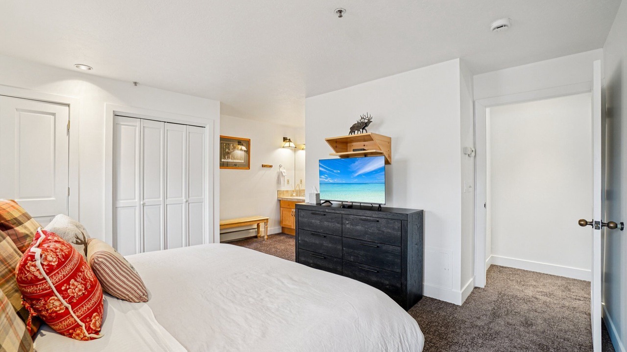 Photo of Bedroom in Deer Valley