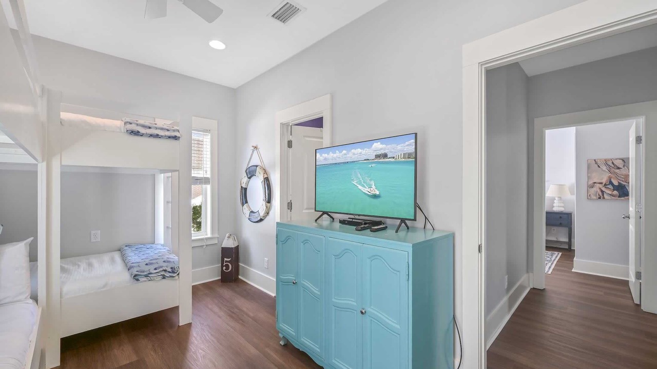 Photo of Bedroom in Seacrest Beach