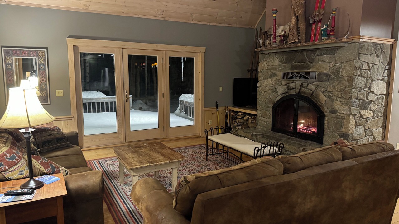 Photo of Livingroom in Carrabassett Valley