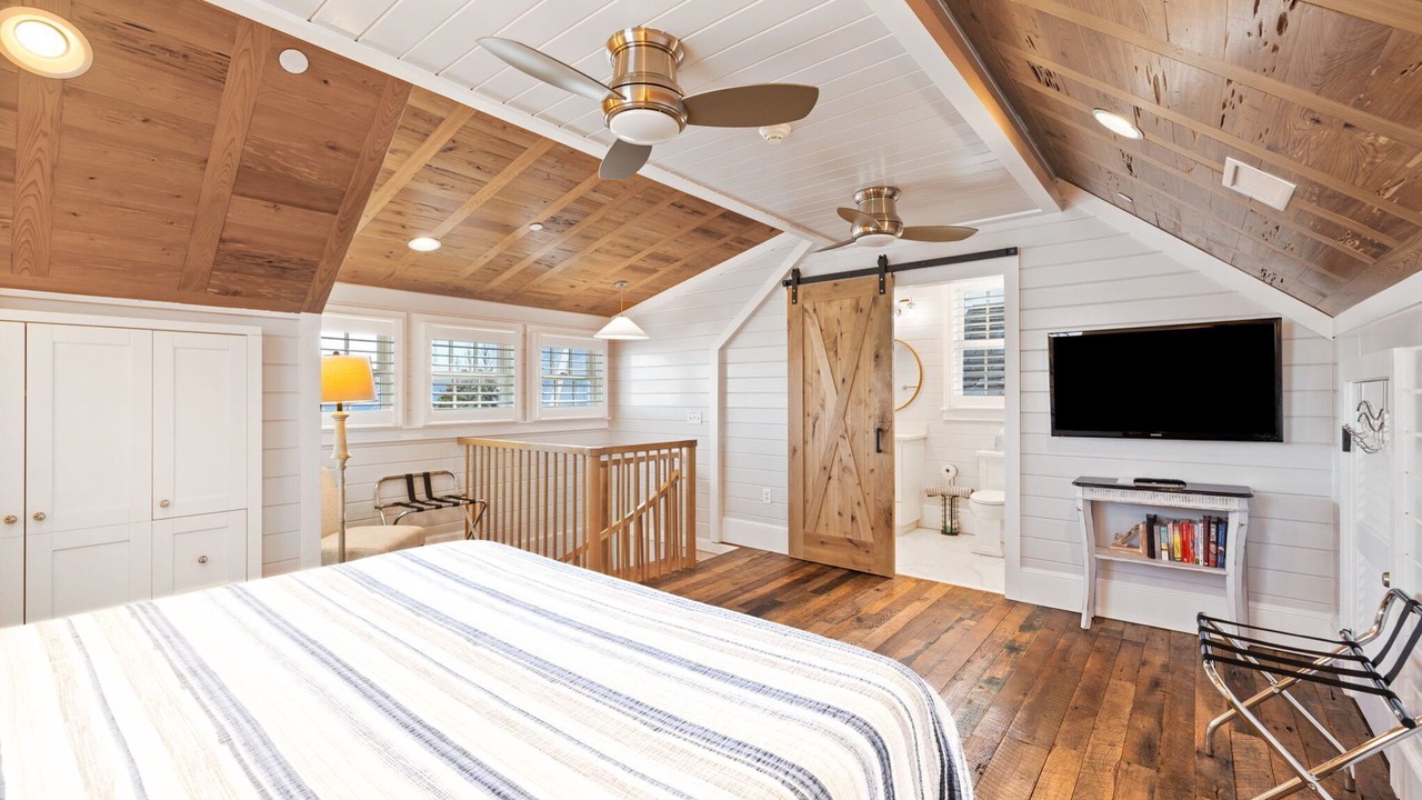 Photo of Bedroom in Rosemary Beach