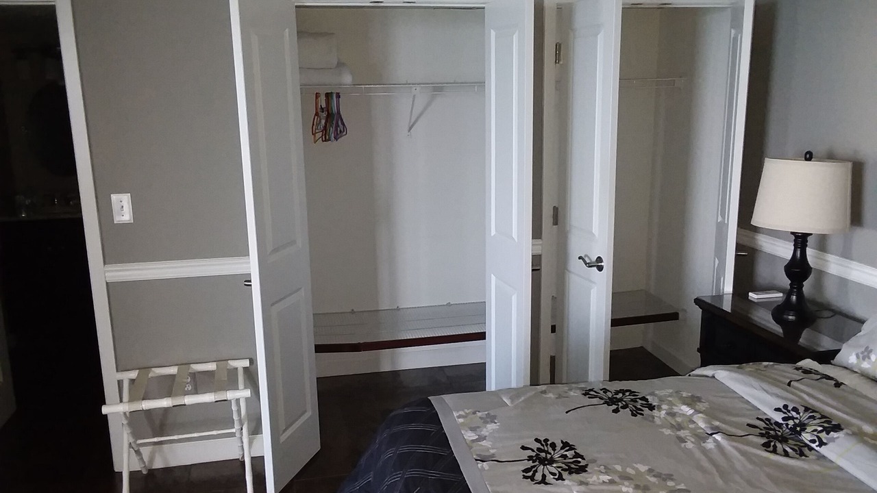 Photo of Bedroom in Biltmore Beach