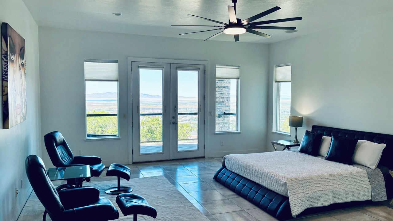 Photo of Bedroom in Bountiful