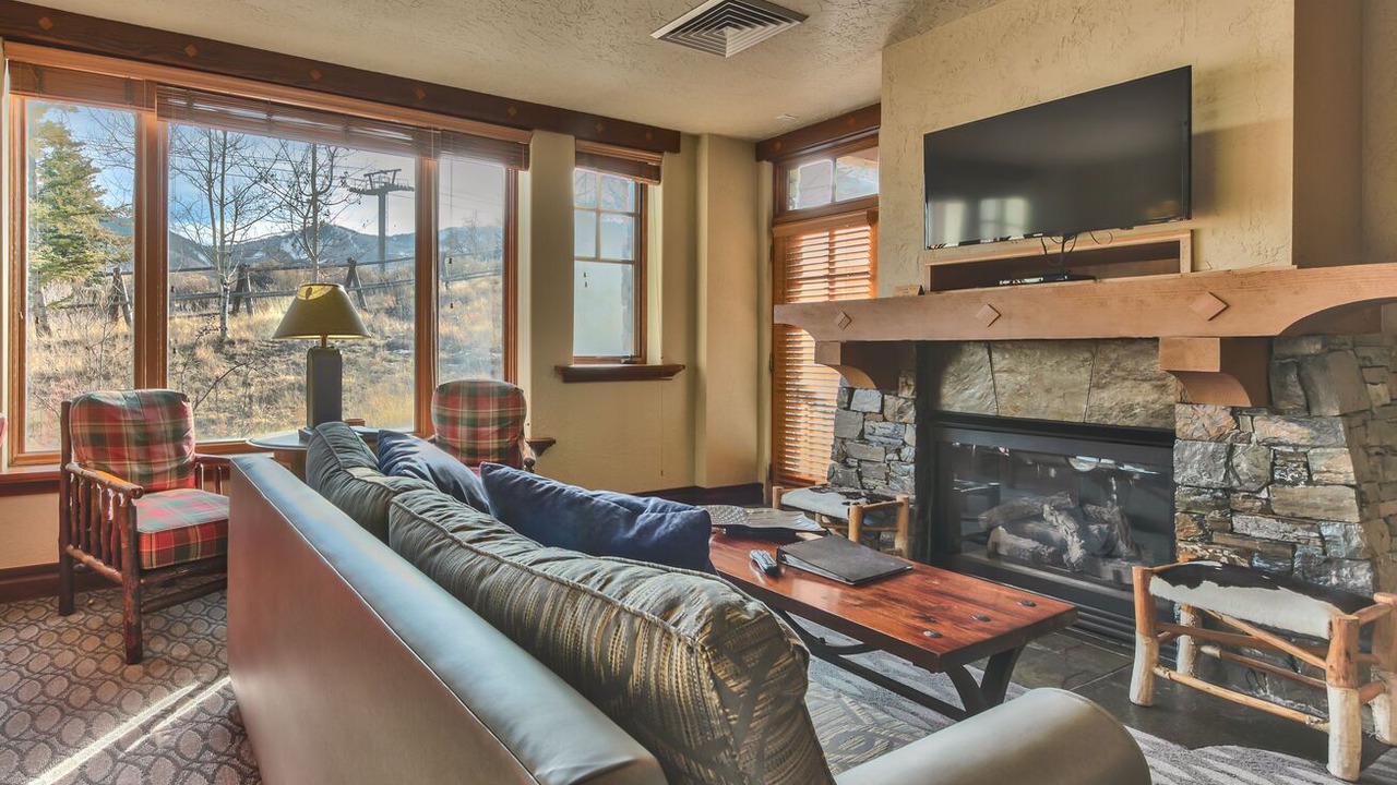 Photo of Livingroom in Park City