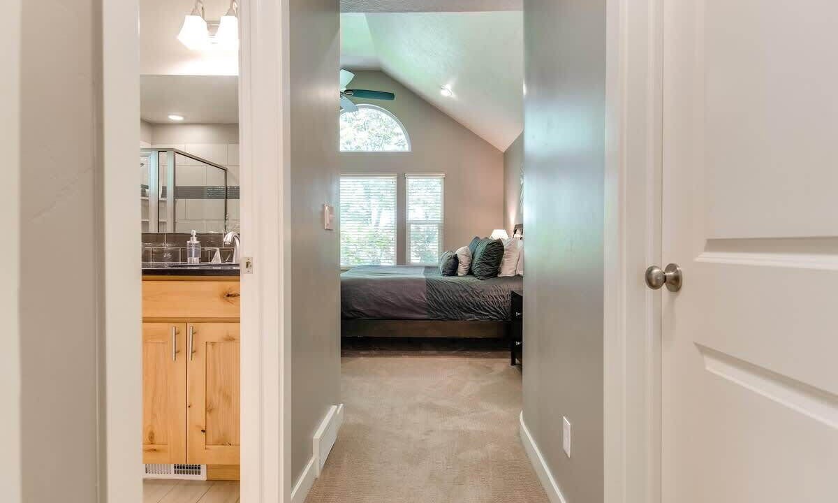 Photo of Bathroom in Cottonwood Heights