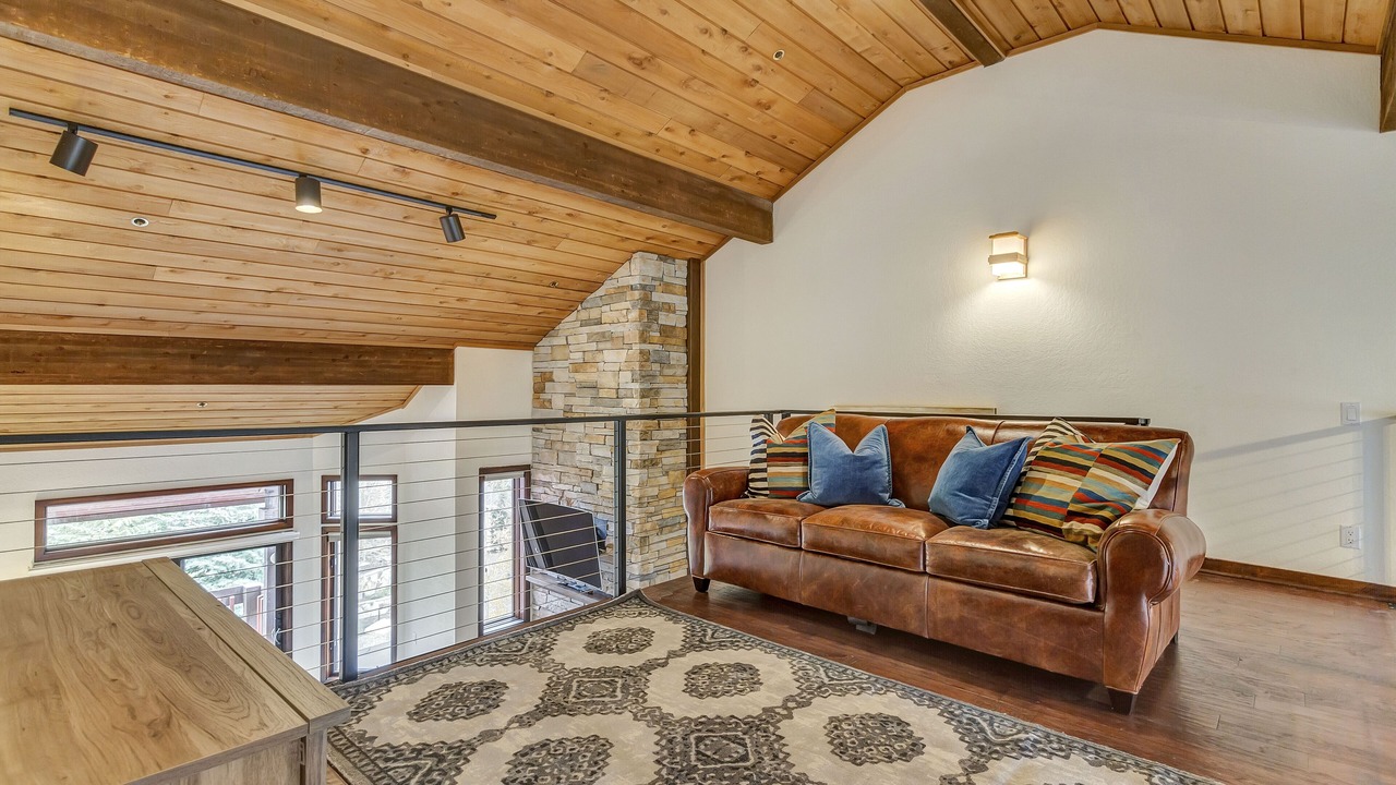 Photo of Livingroom in Deer Valley