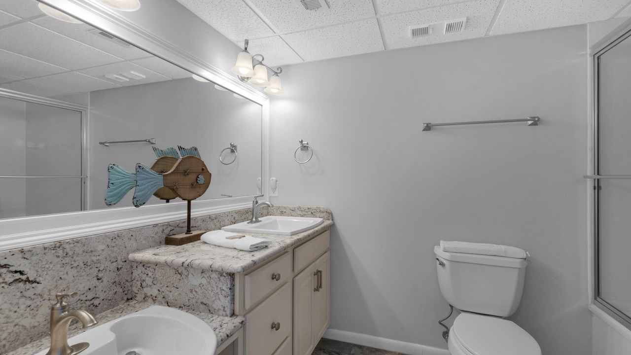 Photo of Bathroom in Long Beach