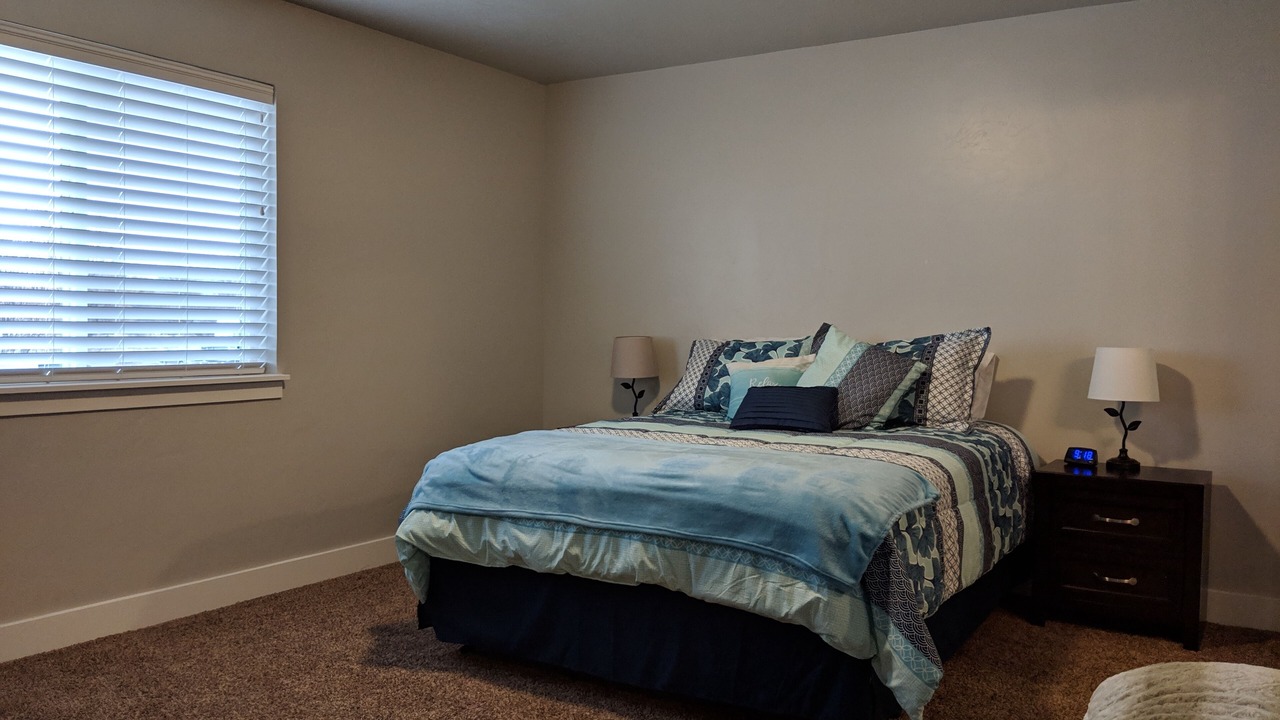 Photo of Others in Hyrum