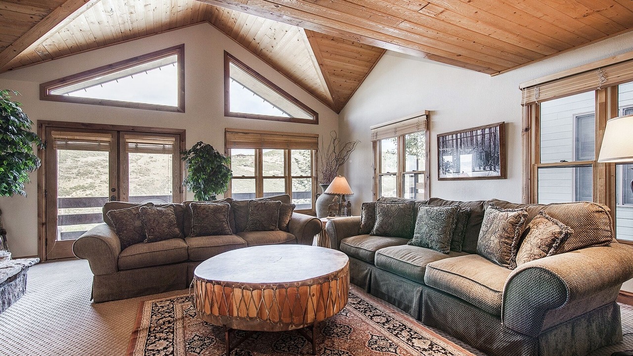 Photo of Livingroom in North Park City