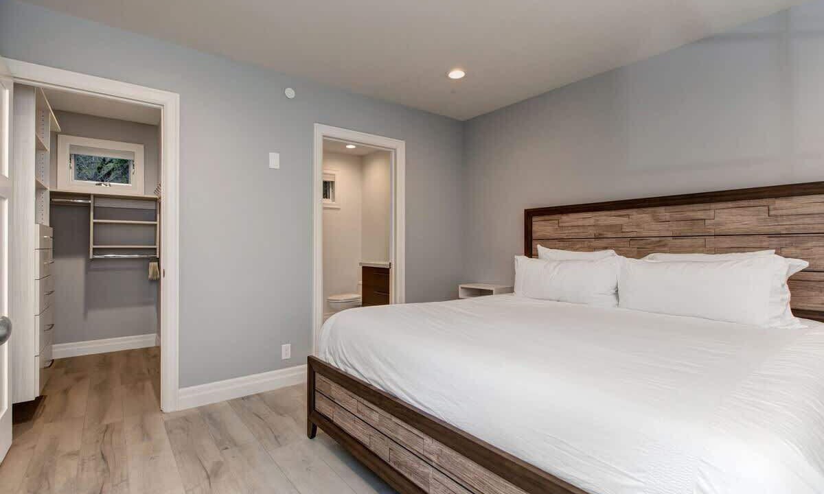 Photo of Bathroom in North Park City
