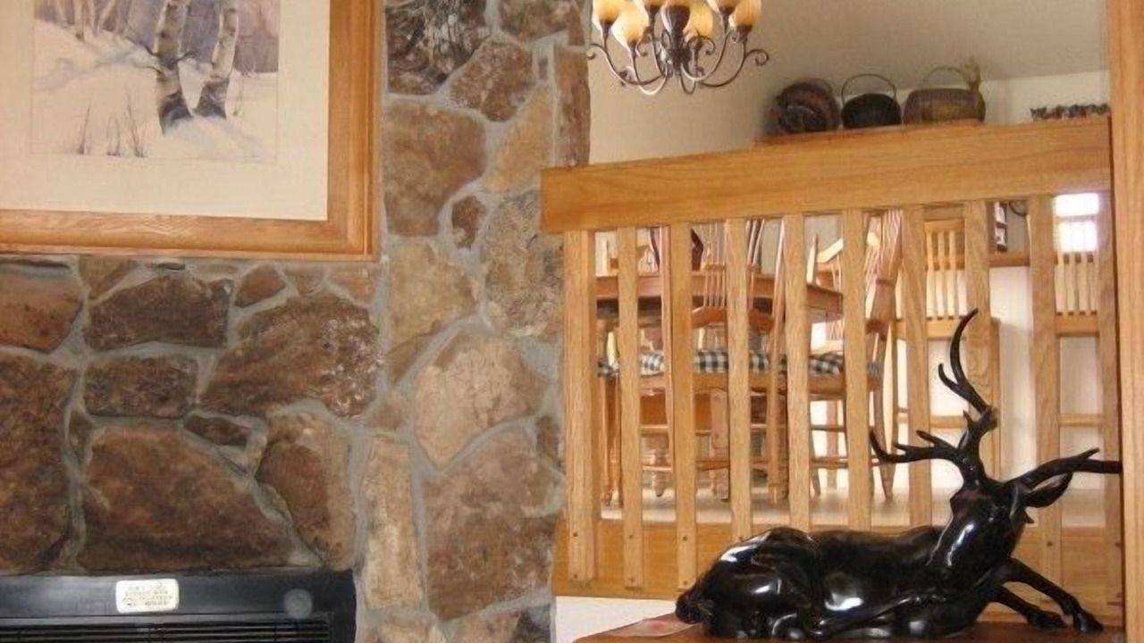 Photo of Livingroom in South Snyderville Basin